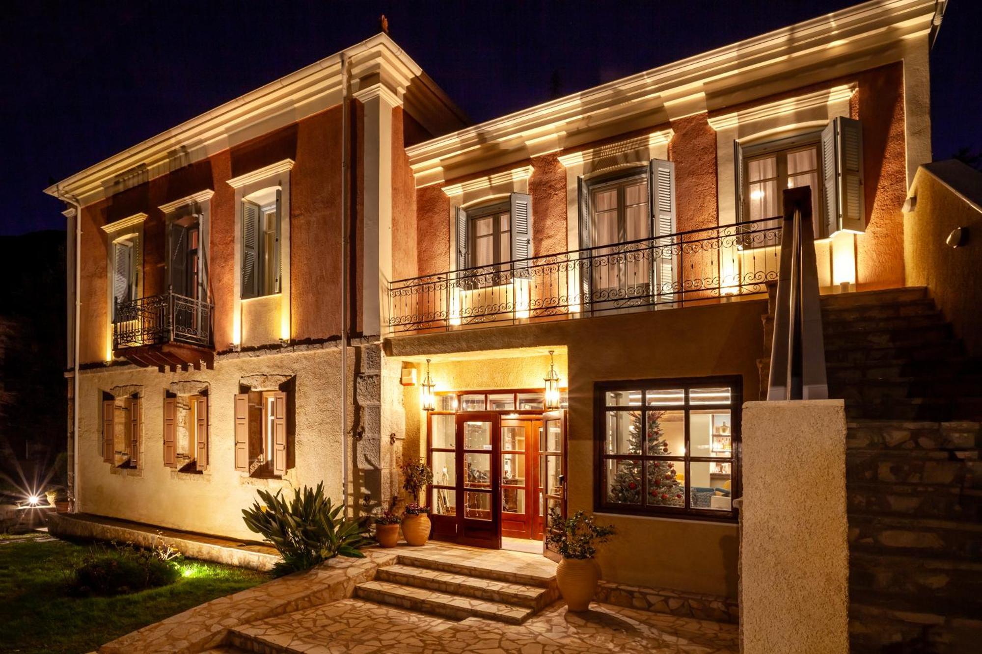 Archontiko Parnassus Dadi Hotel Amfíklia Kültér fotó